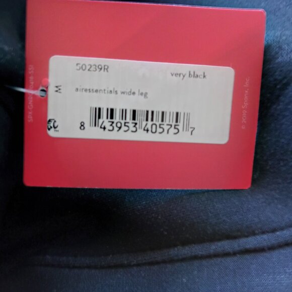 SPANX 2 pc set Air Essentials NWOT - Picture 5 of 6